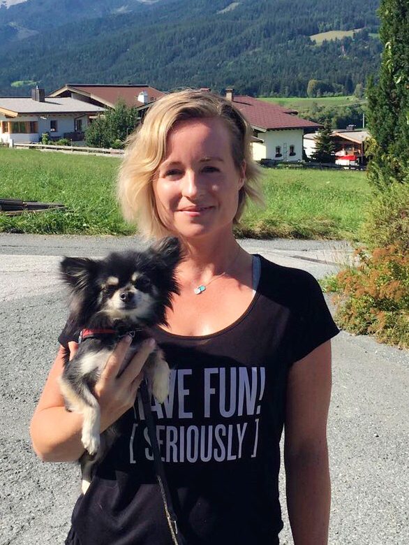 Saskia Hirsch mit Hund